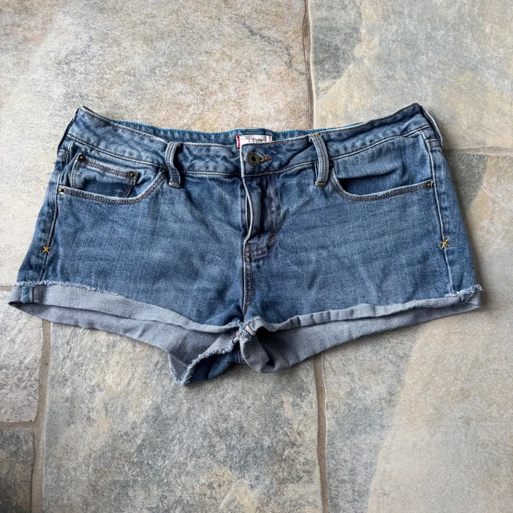 Y2K Tilt Low Rise Micro Denim Shorts Size 11 Stretchy RARE Vintage